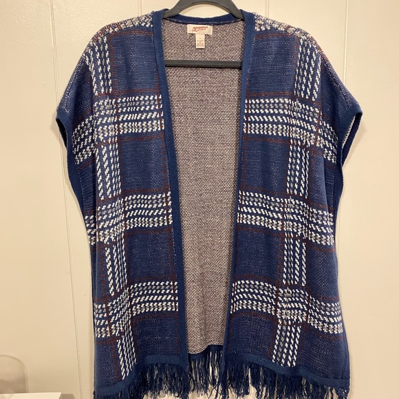 Arizona Jean Company Sweaters - Plaid Patterned Shawl